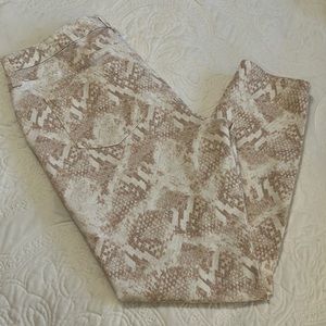 UNIVERSAL THREADS Ladies White and Tan Jeans SZ 14